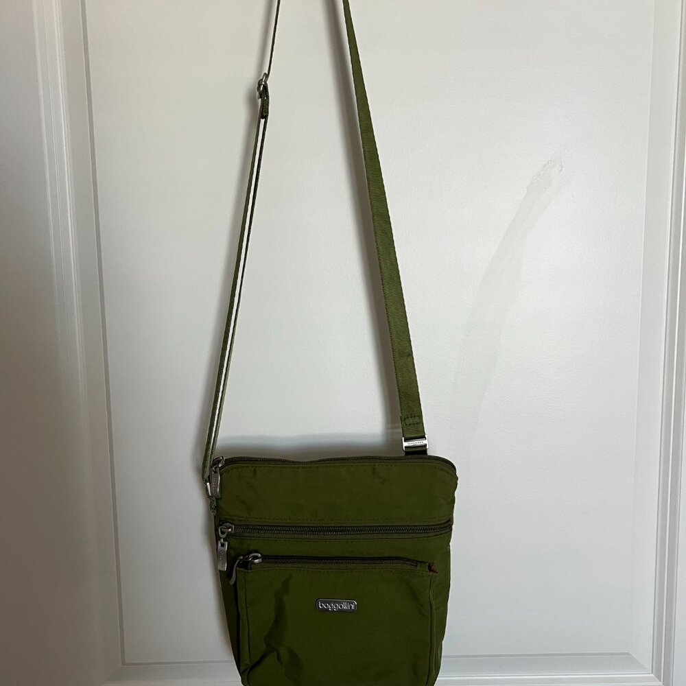 BAGGALLINI - Modern Pocket Crossbody - Green with Pink Interior  - VGUC - Picture 16 of 16